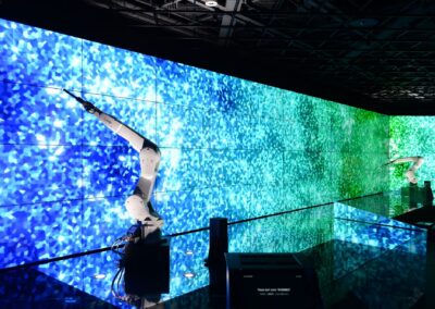 Robotic Art in Ginza ‐ ものづくりロボットと創るアートの世界‐